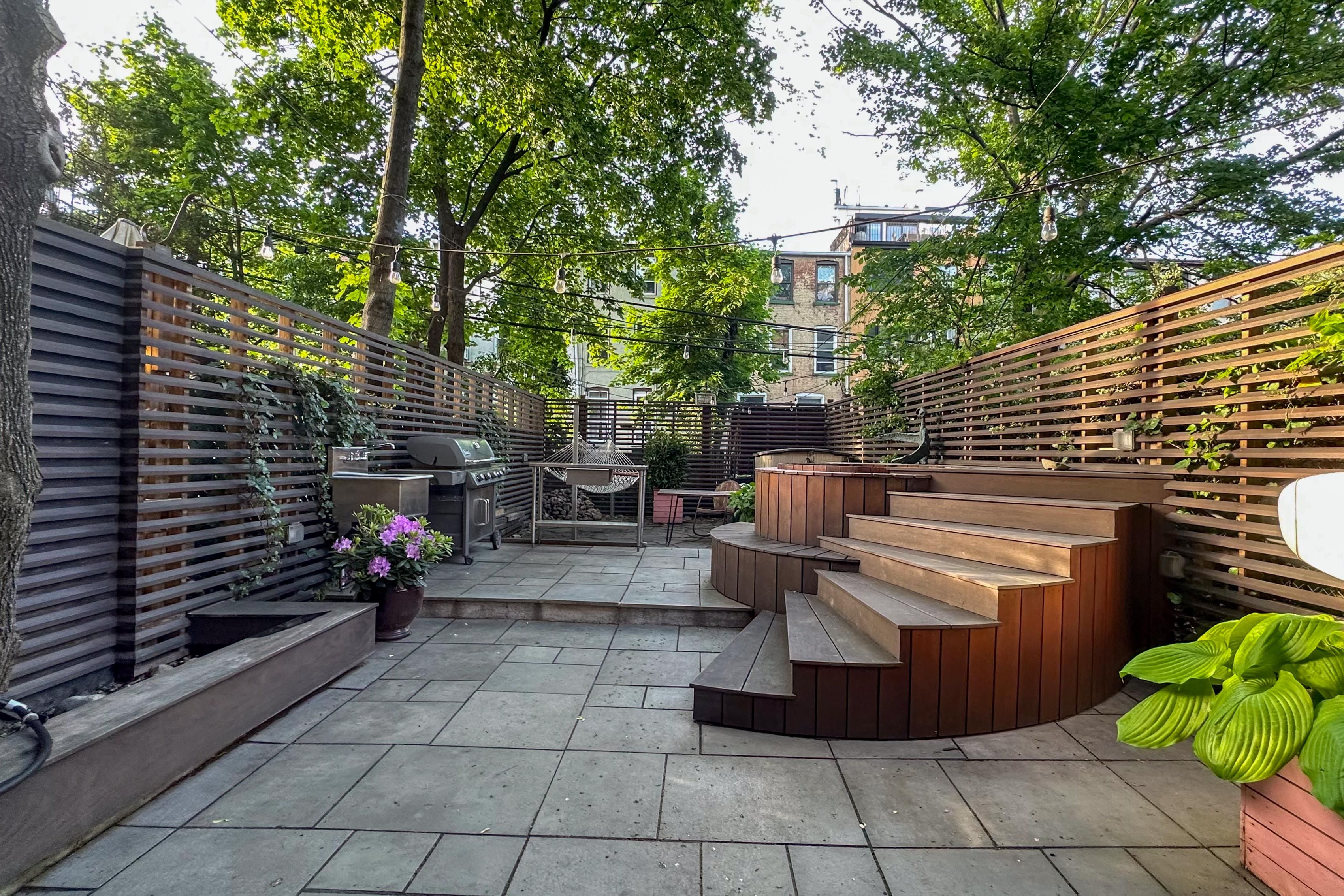 Bedstuy Belle | Bed-Stuy | Two-Story Apartment w/ Hot Tub, Sauna & Gym