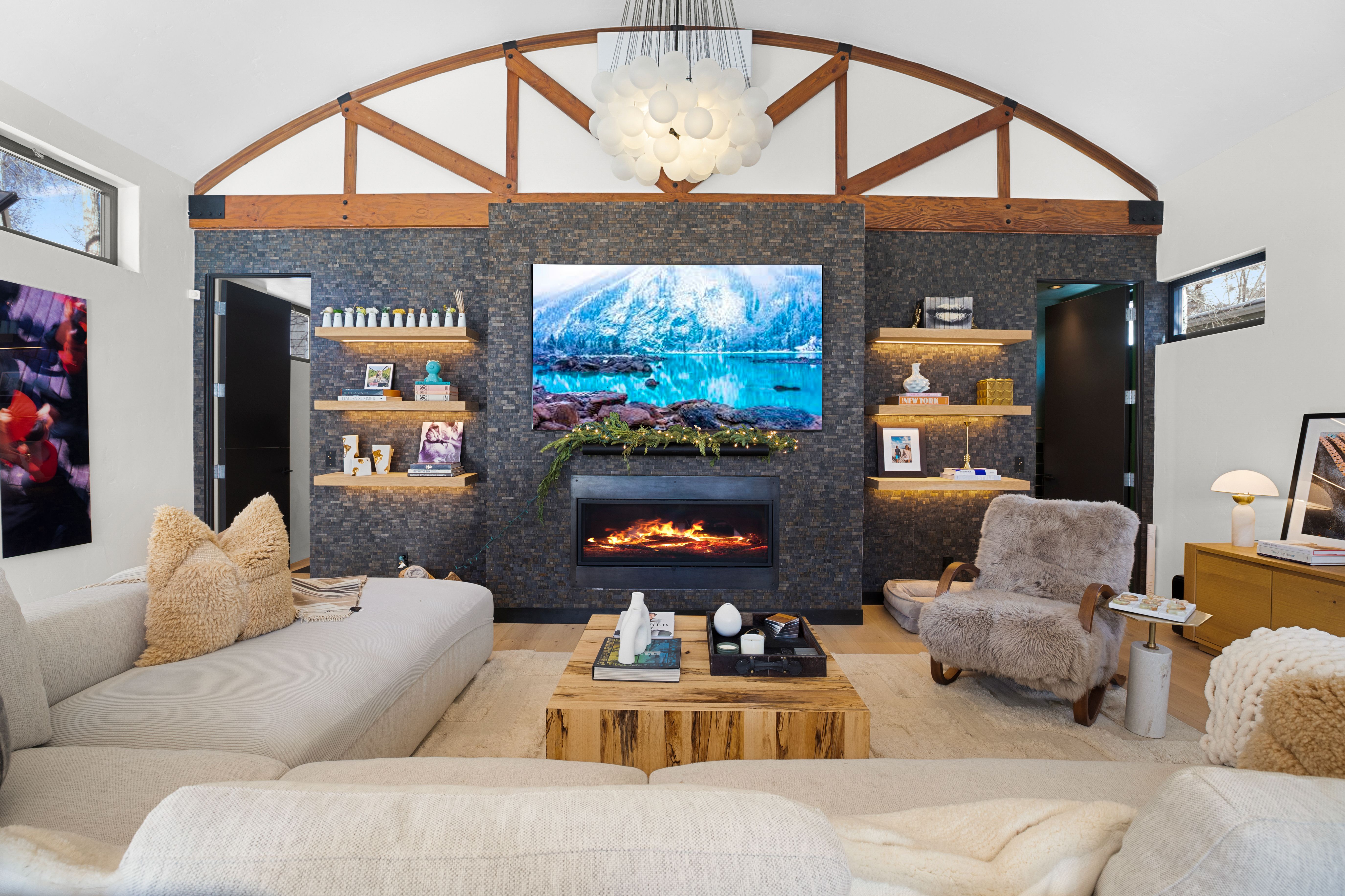 Timber Crest | Aspen | Designer Home with Sauna & Office